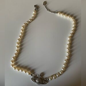 Vivienne Westwood Cream Pearl Necklace